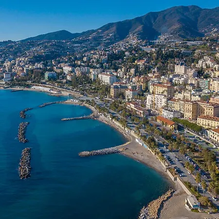 Jolie Sur La - Petit - Happy Apartamento