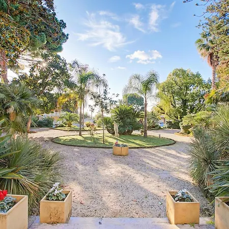 Jolie Sur La - Petit With Shared Pool - Happy * Sanremo